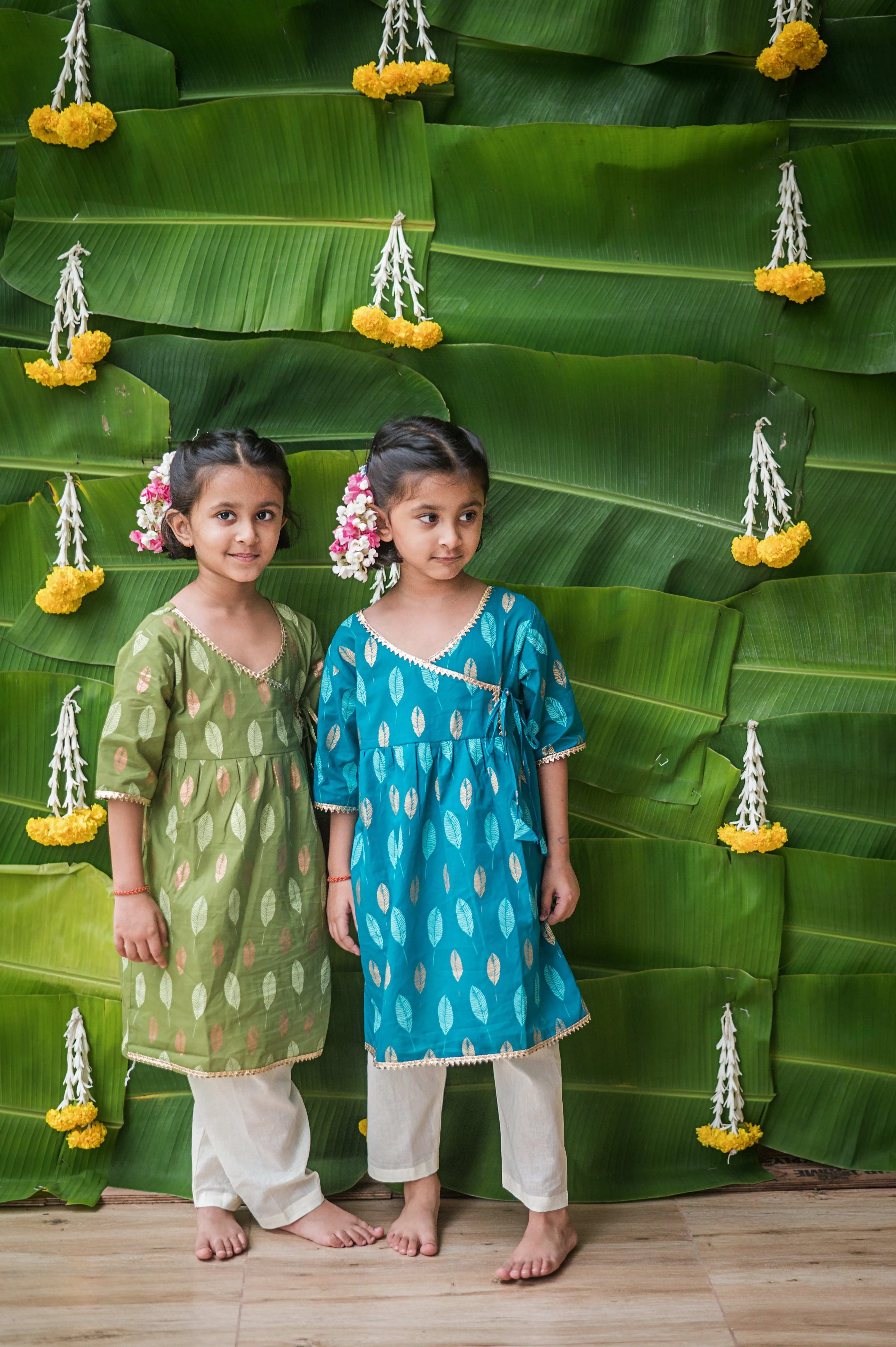 Gleaming Leaf Girls Ethnic Wear- Blue